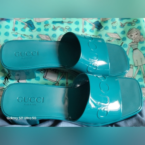 Gucci Double G Rubber Sandals Teal color size 38 (8 US) - Picture 12 of 16